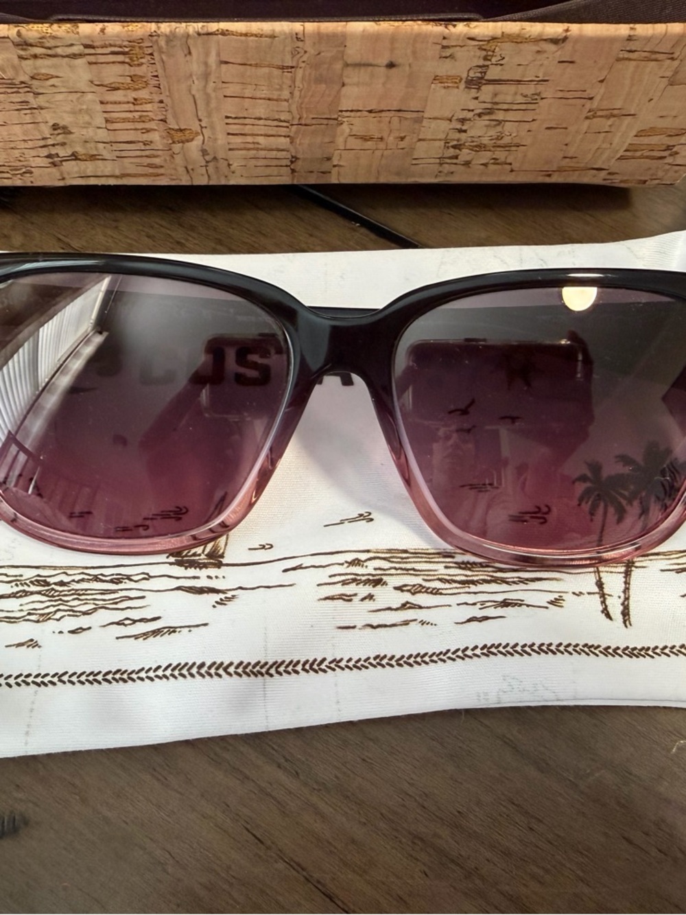Costa Women’s Gradient Pink Sunglasses - Fashionable UV Shades